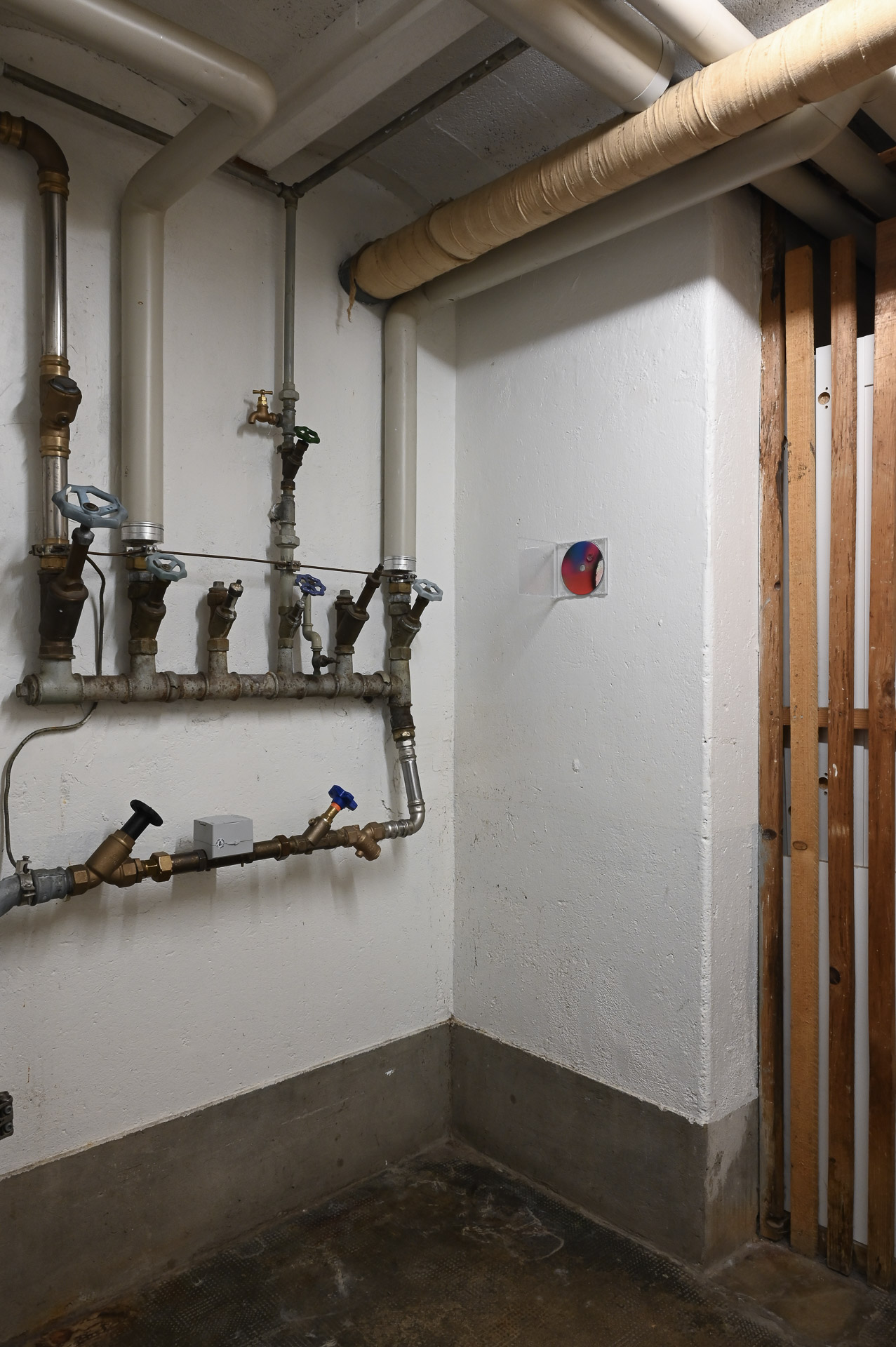 Ilja Zaharov, We Have McDonald's at Home, 2026, Ersatz und Teile, Basel, Markus Quicker