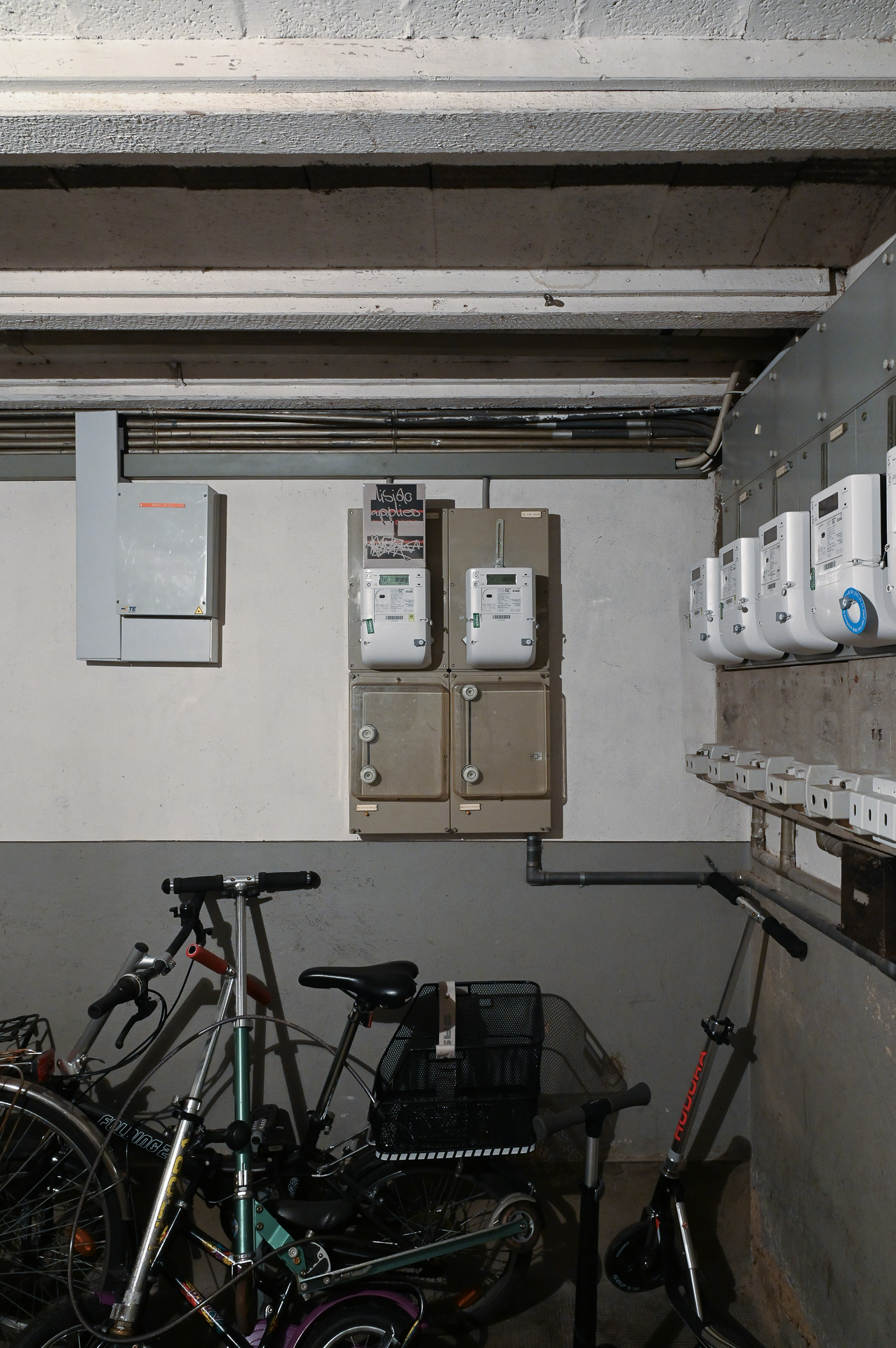 Ilja Zaharov, We Have McDonald's at Home, 2026, Ersatz und Teile, Basel, Nora Turato